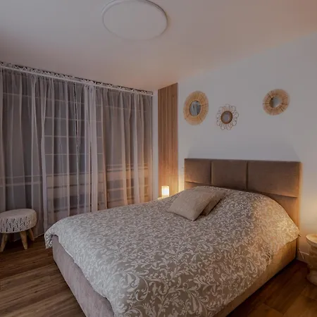 Апартаменты News ! Loft Movie Station Champagne